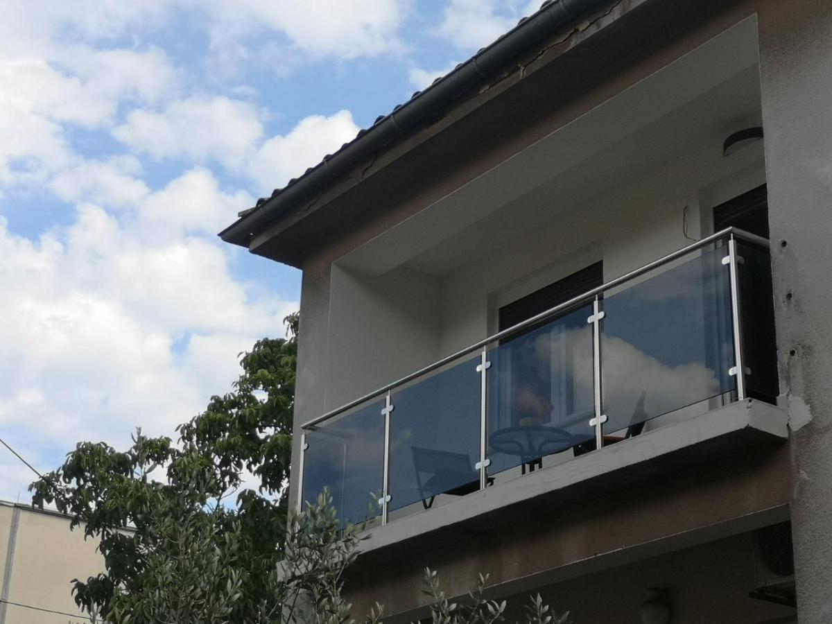 Apartamento Eugenia Pula Exterior foto